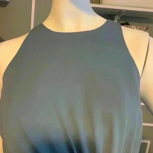 Davis Bridal Twisted Knot Halter Georgette Bridesmaid Dress Size 2 - Picture 4 of 9